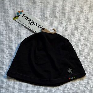 NWT Smartwool Black Merino Lightweight Beanie